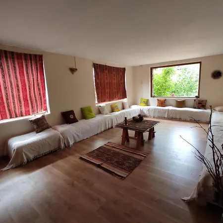 Jardin Mandala, Casa Rural 